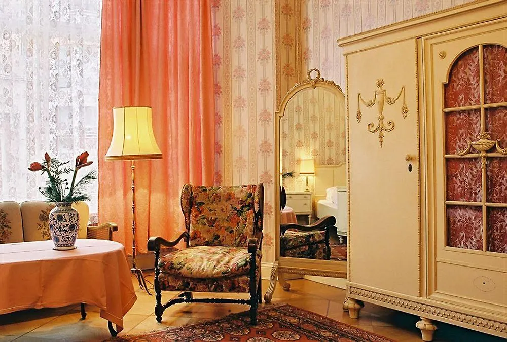 Hotel-Pension Funk Am Kurfuerstendamm Berlin Hotel