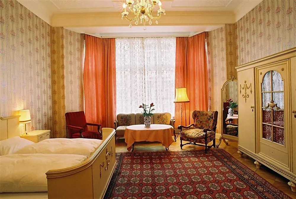 Hotel-Pension Funk Am Kurfuerstendamm Berlin