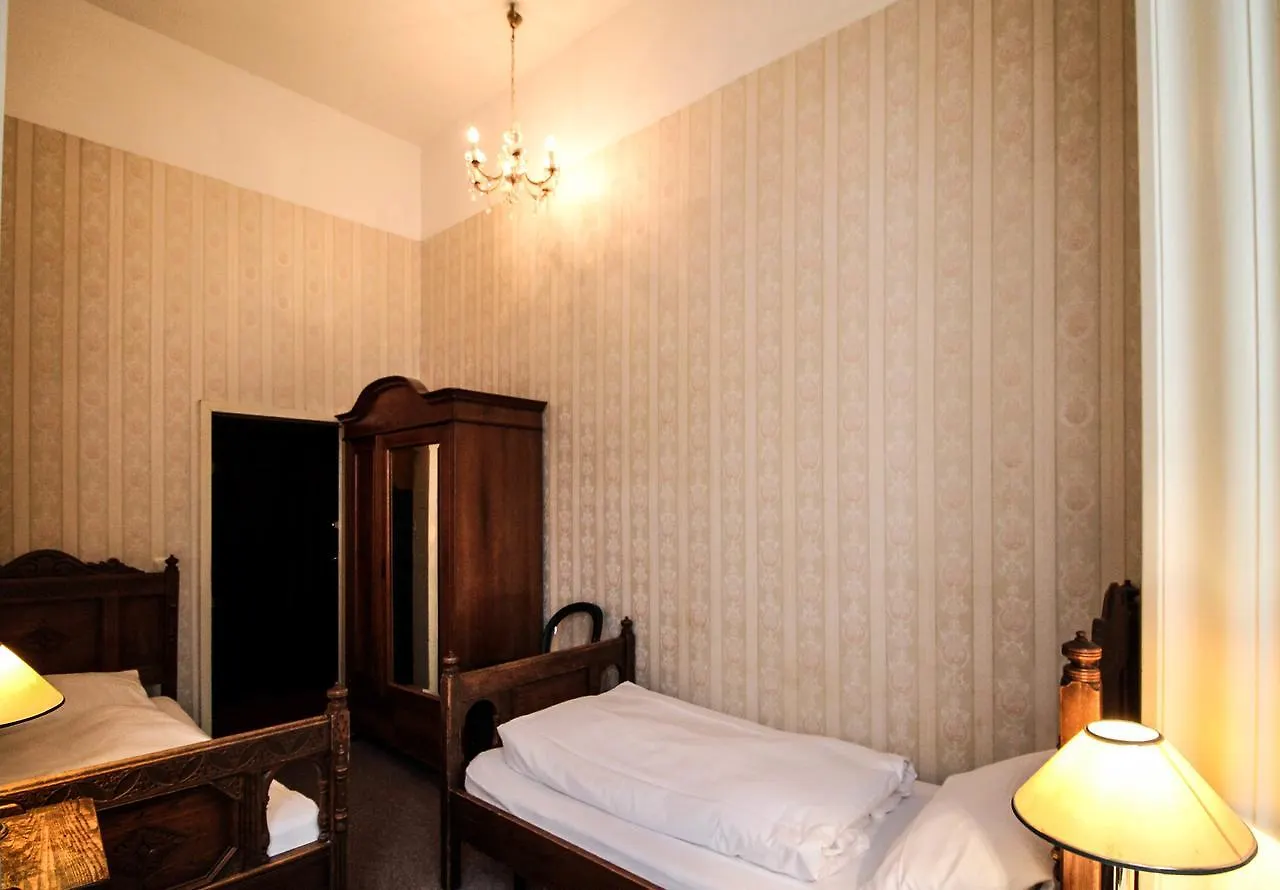 Hotel-Pension Funk Am Kurfuerstendamm Berlin Hotel