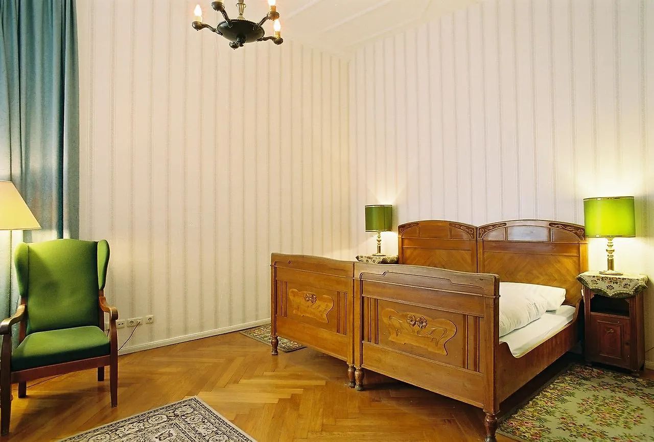 Hotel-Pension Funk Am Kurfuerstendamm Berlin Germany