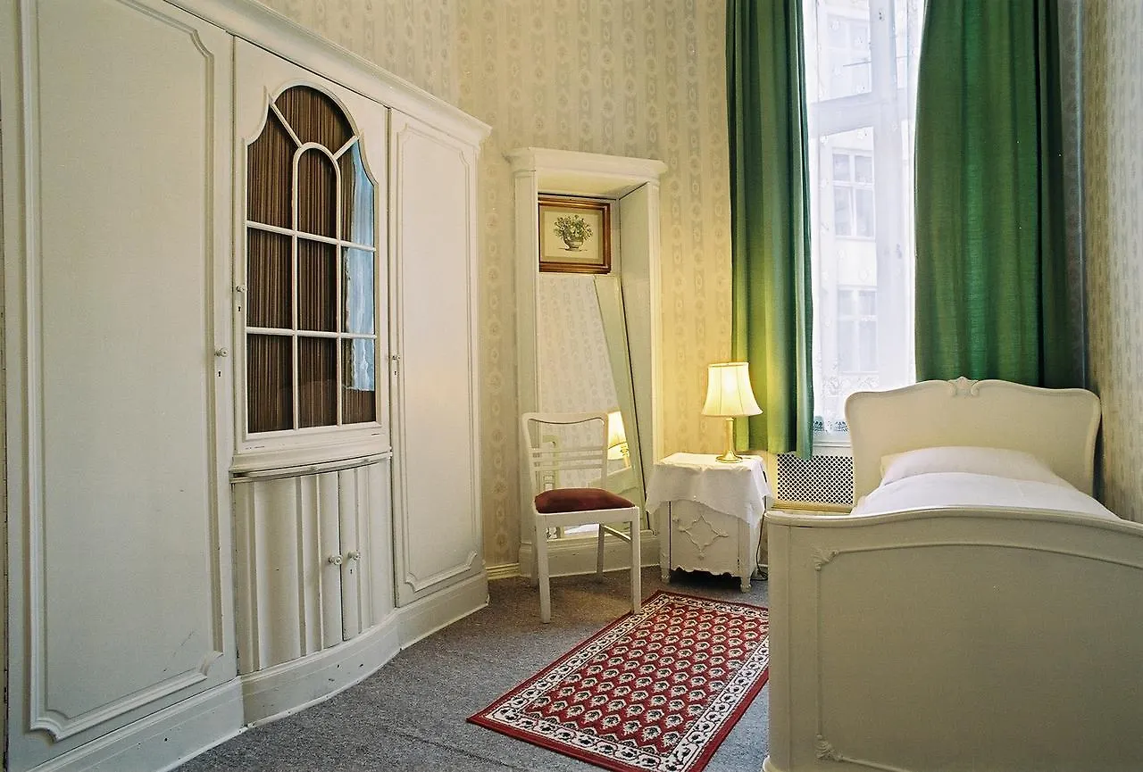 Hotel-Pension Funk Am Kurfuerstendamm Berlin 3*,  Germany