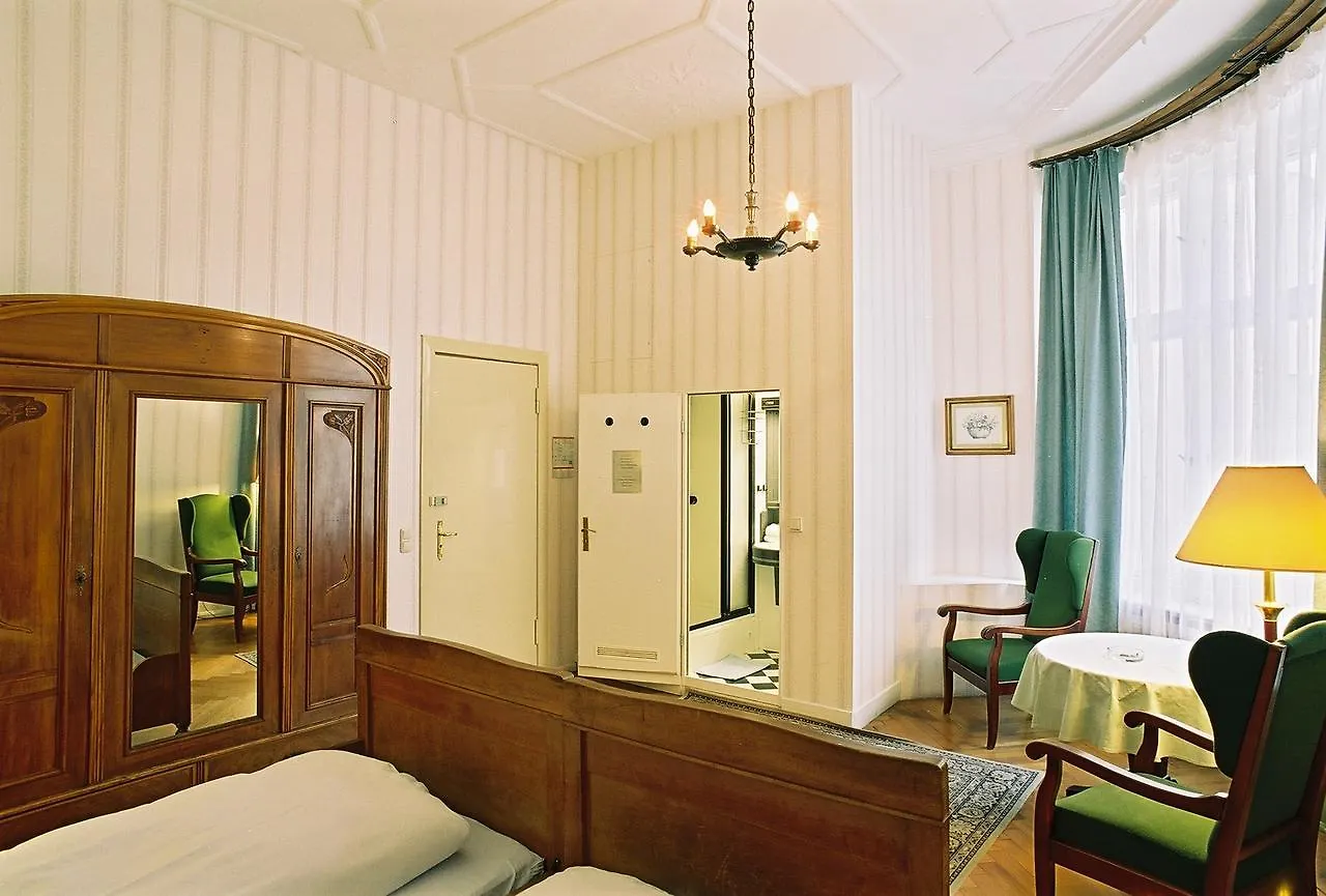 Hotel-Pension Funk Am Kurfuerstendamm Berlin Hotel